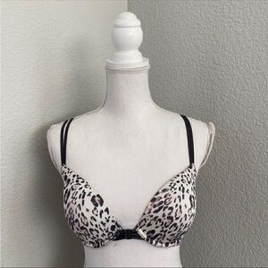Victoria’s Secret Very Sexy Push-Up Bra Leopard Print Size 32DD